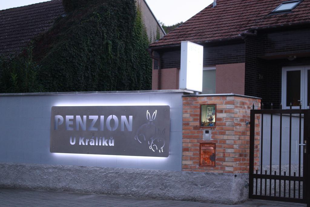 Penzion U Kraliku Kurdějov Exterior foto